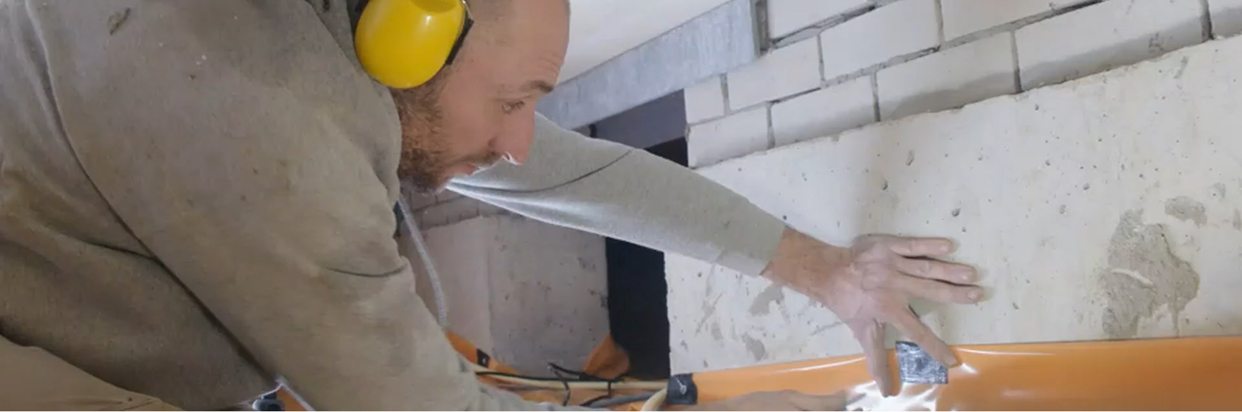 Vloerisolatie laten plaatsen in kruipruimte bij HMK isolatie